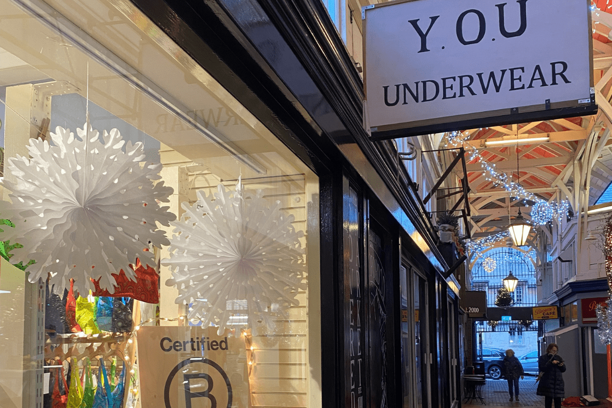 Our guide to decorating sustainably this Christmas - Y.O.U underwear