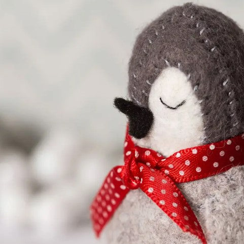 Baby Penguins Felt Craft Kit - Corinne Lapierre