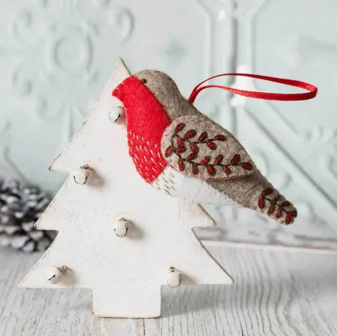 Embroidered Robin Mini Felt Craft Kit - Corinne Lapierre