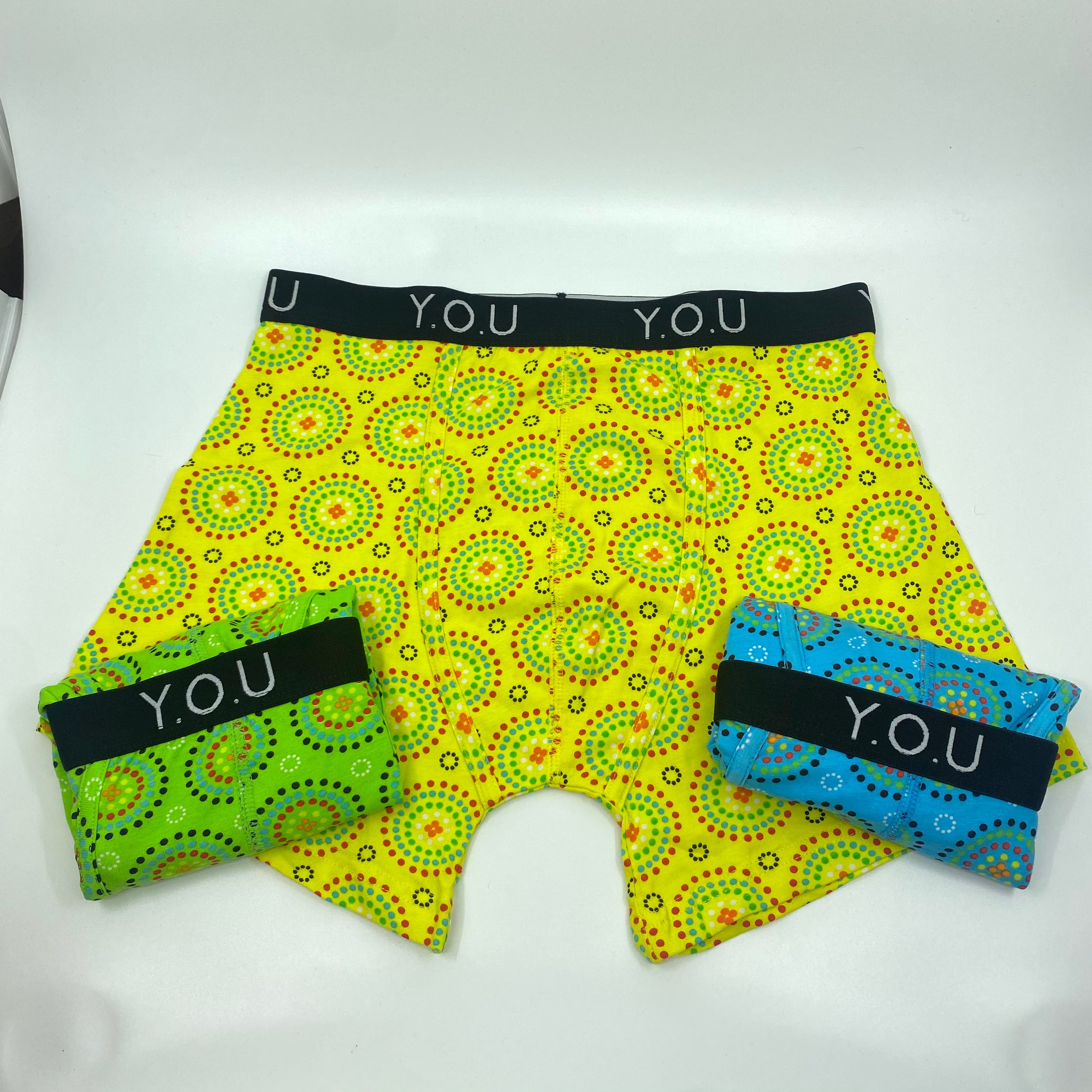 Men's Organic Cotton Mid-Length Trunks in Mara prints - pack of 3