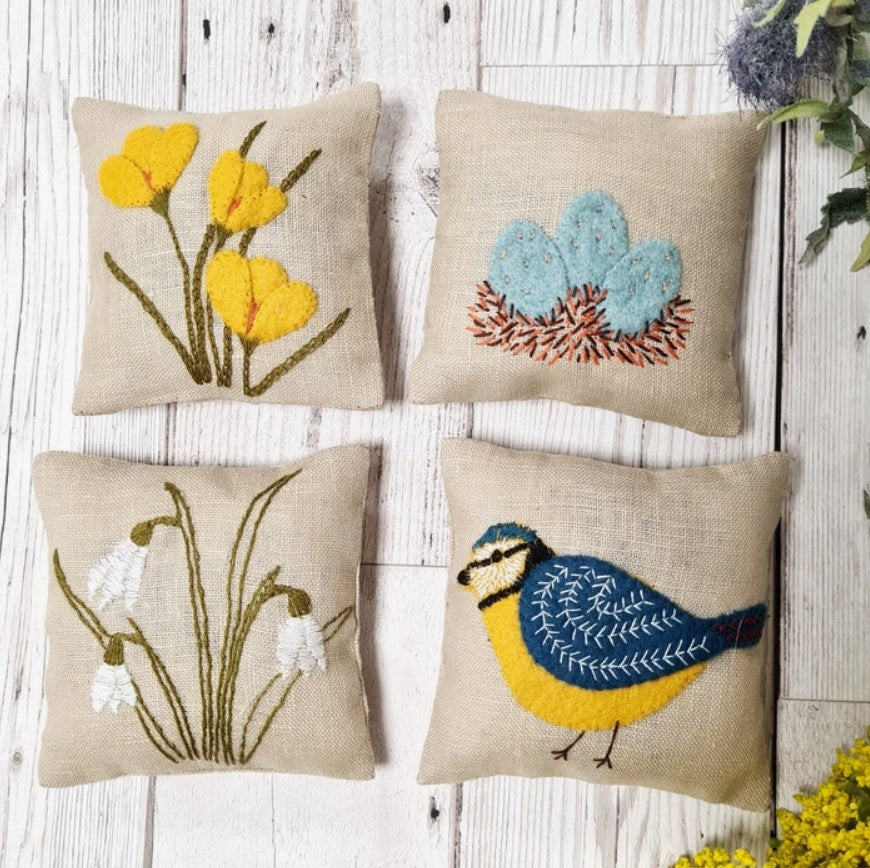 Linen Lavender Bags Embroidery Kit - Spring Garden - Corinne Lapierre