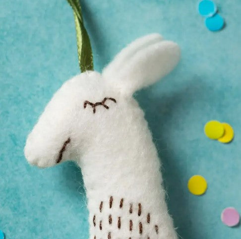 Llama Mini Felt Craft Kit - Corinne Lapierre