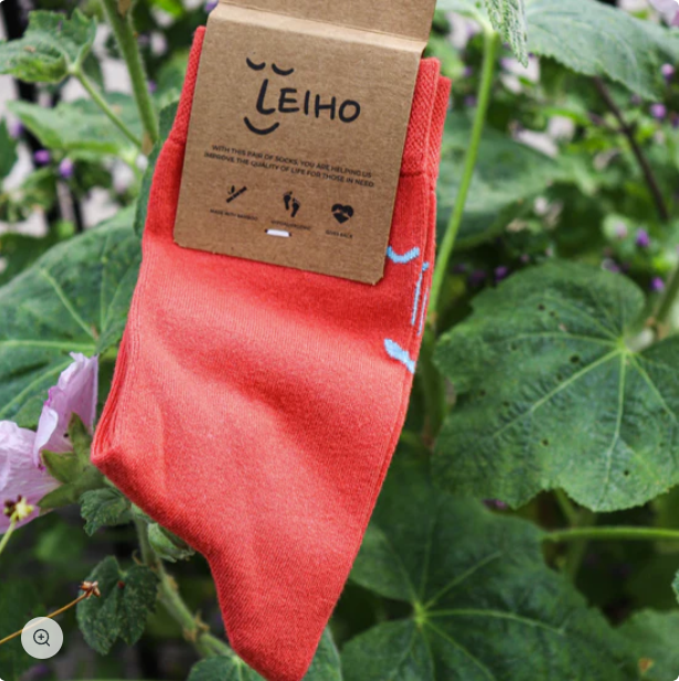 Leiho 'Love Wins, Don't Coral' Bamboo socks