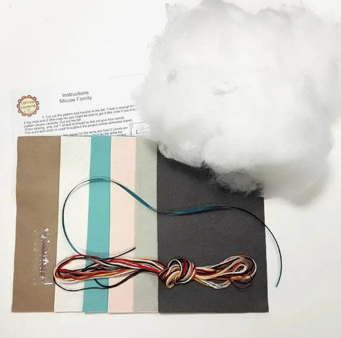 Mouse Family Felt Craft Kit - Corinne Lapierre