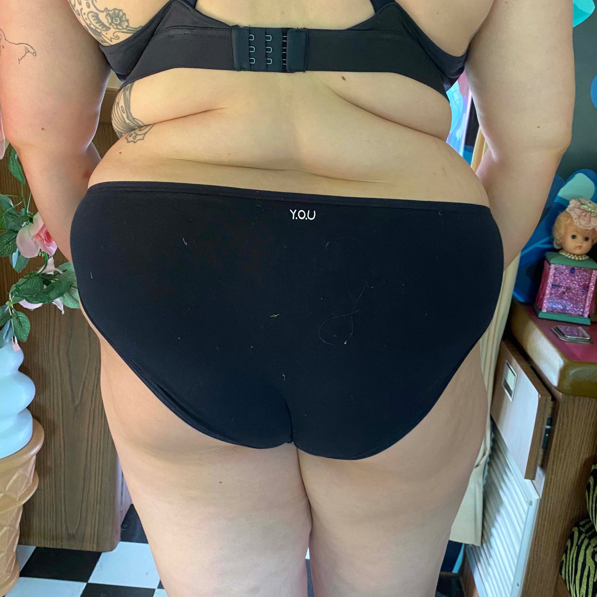 model wearing organic cotton mid rise bikini navy - You Underwear