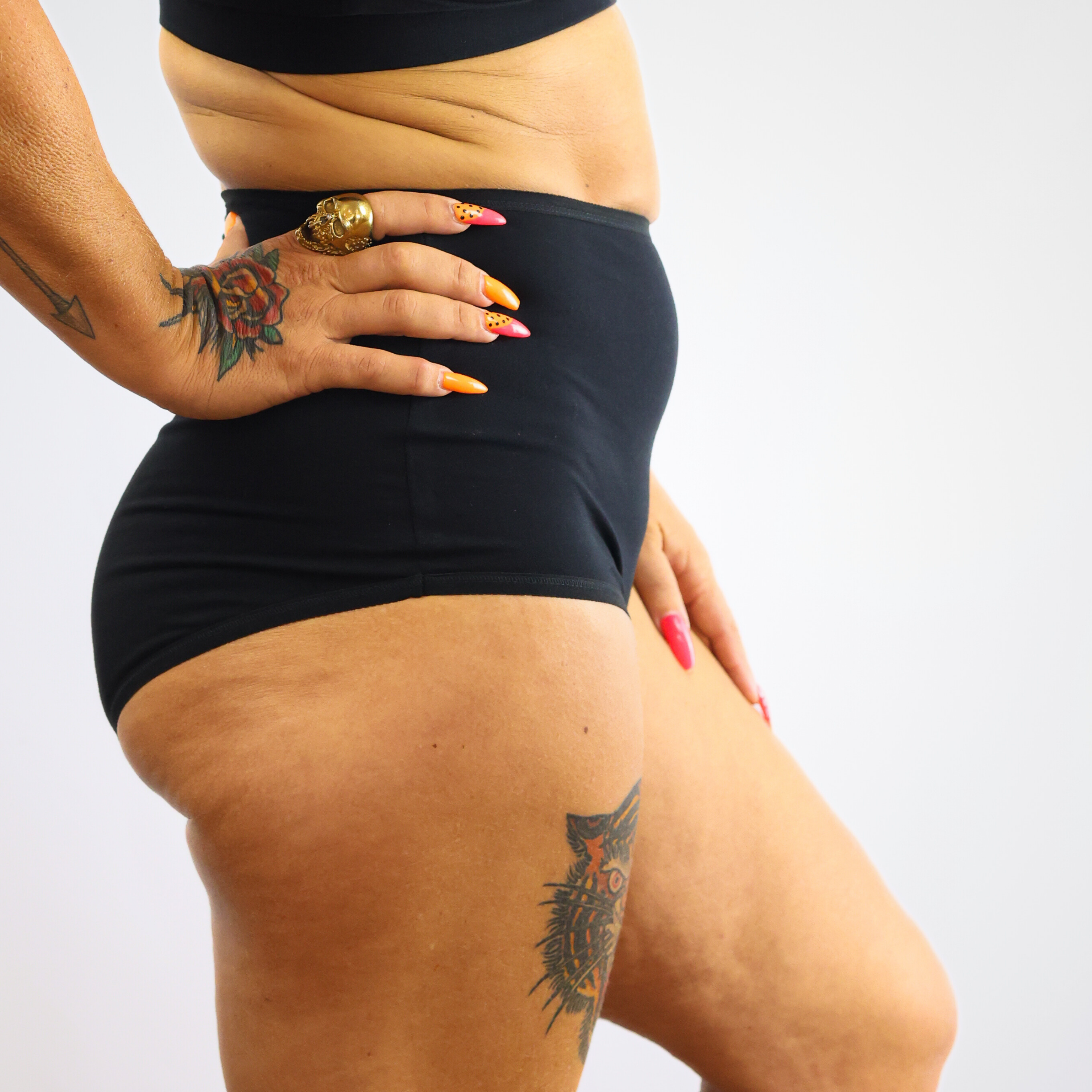 Women's organic cotton high rise full briefs in black