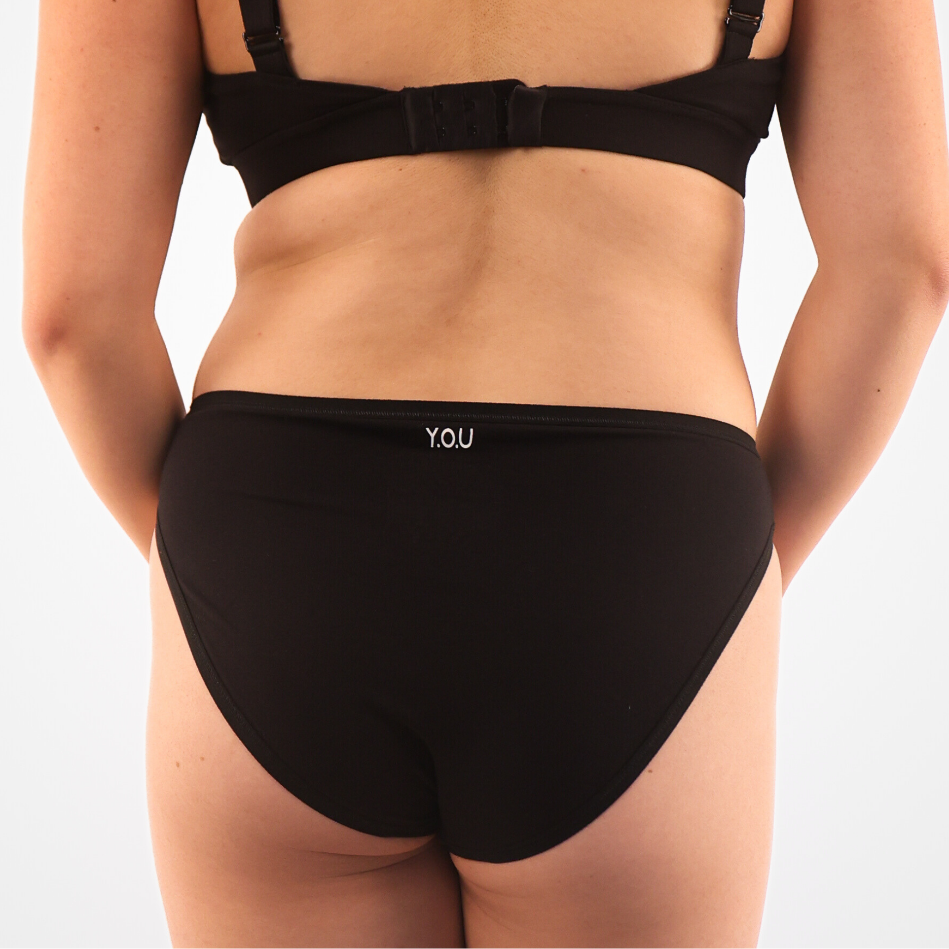 Women's organic cotton mid-rise bikini bottoms in black