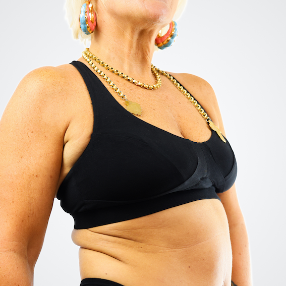 model wearing organic cotton non wired bra black - You Underwear