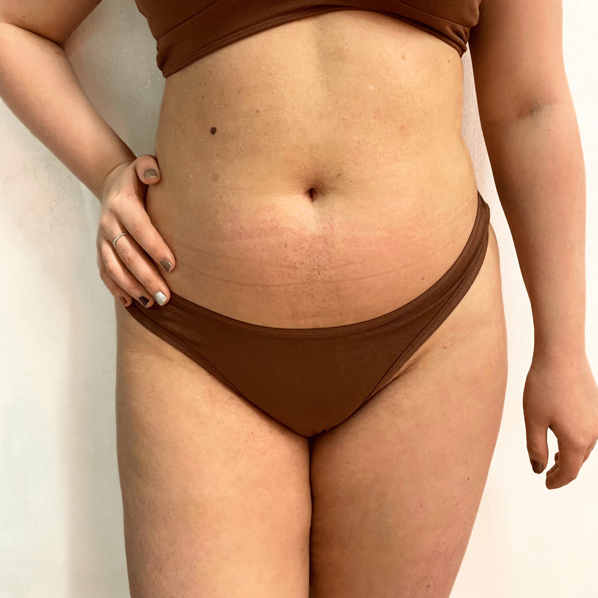 Sample Sale - Women's organic cotton thong in chestnut (Slim cut) - Y.O.U underwear