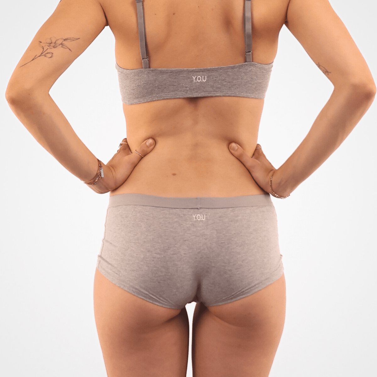 Women’s organic cotton boy shorts in light grey (heather grey) - Y.O.U underwear