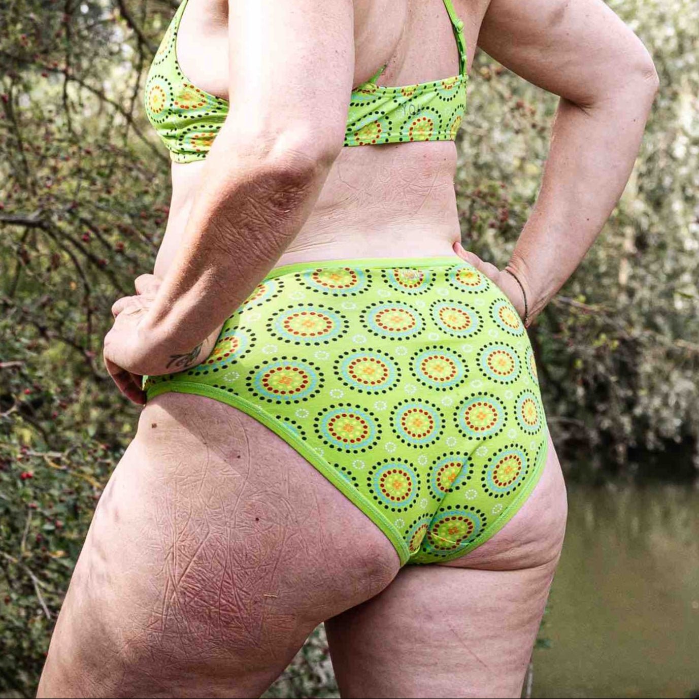 Women's organic cotton mid - rise bikini bottoms - Green Mara print - Y.O.U underwear