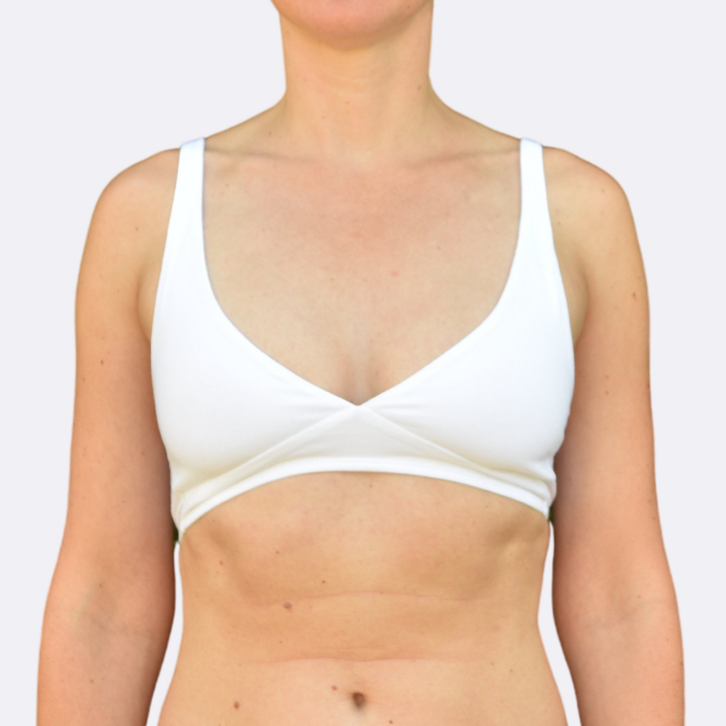 Women’s organic cotton bralette in white