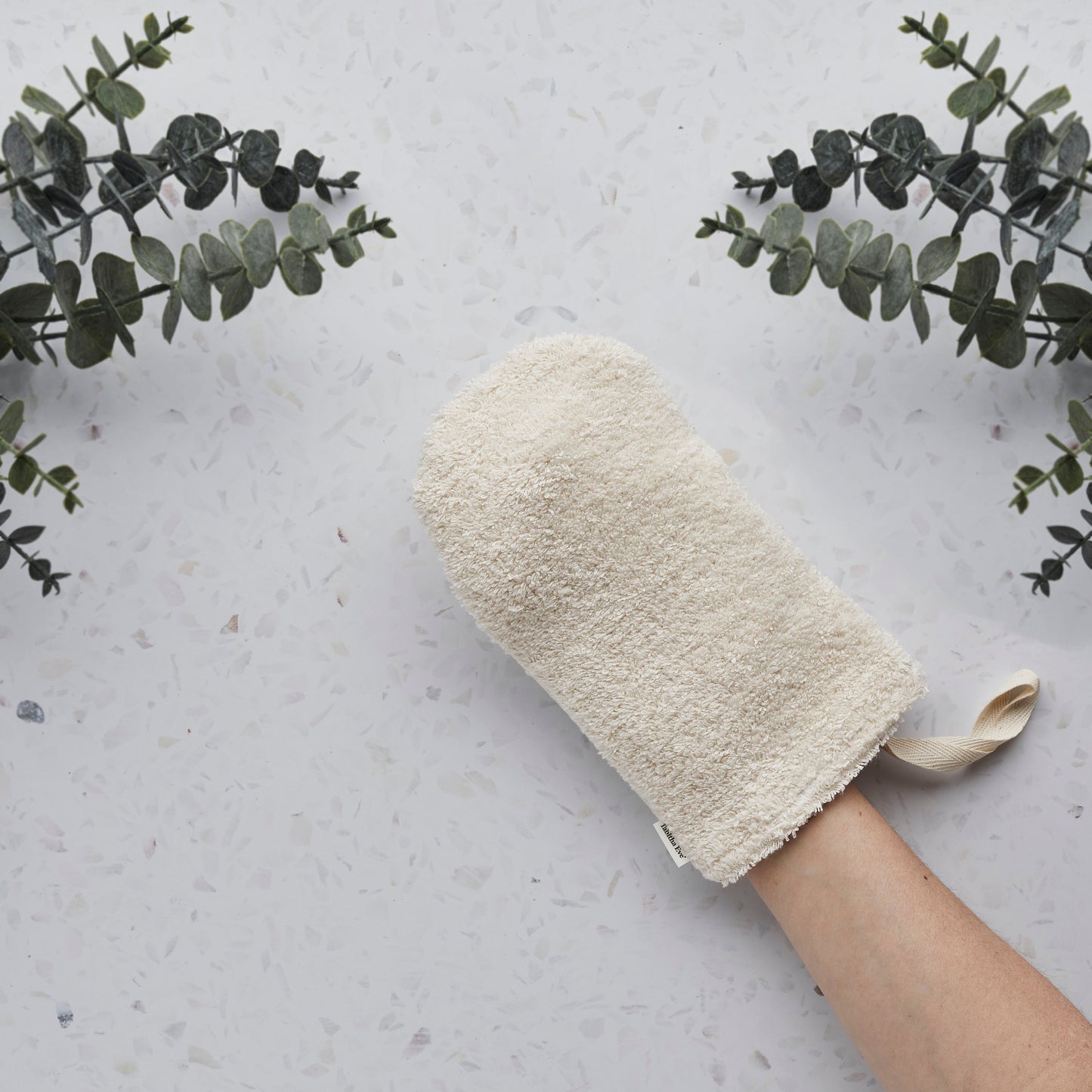 organic cotton shower mitt in white