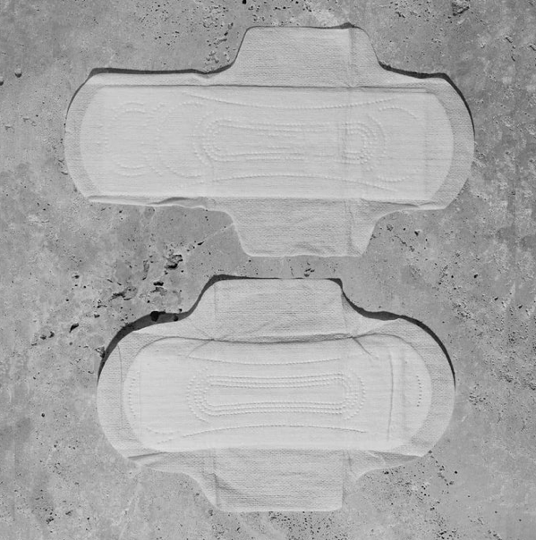 Organic Cotton Pads with Wings - a heavy and light side by side