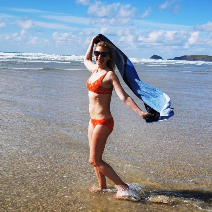 Women's organic cotton matching bralette and bikini set - Red Mara design