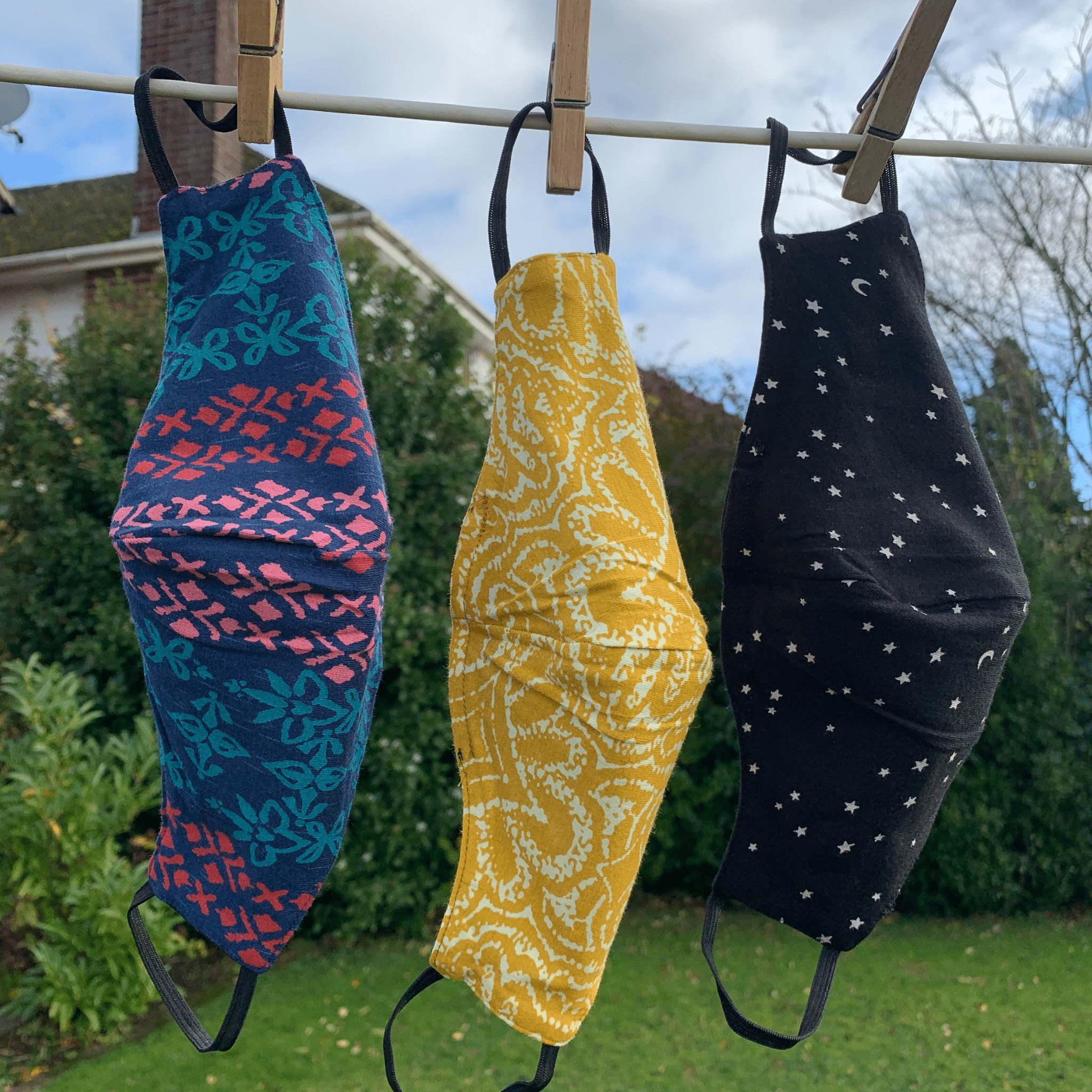 Organic cotton face mask - blue coloured pattern, reversible design - Y.O.U underwear