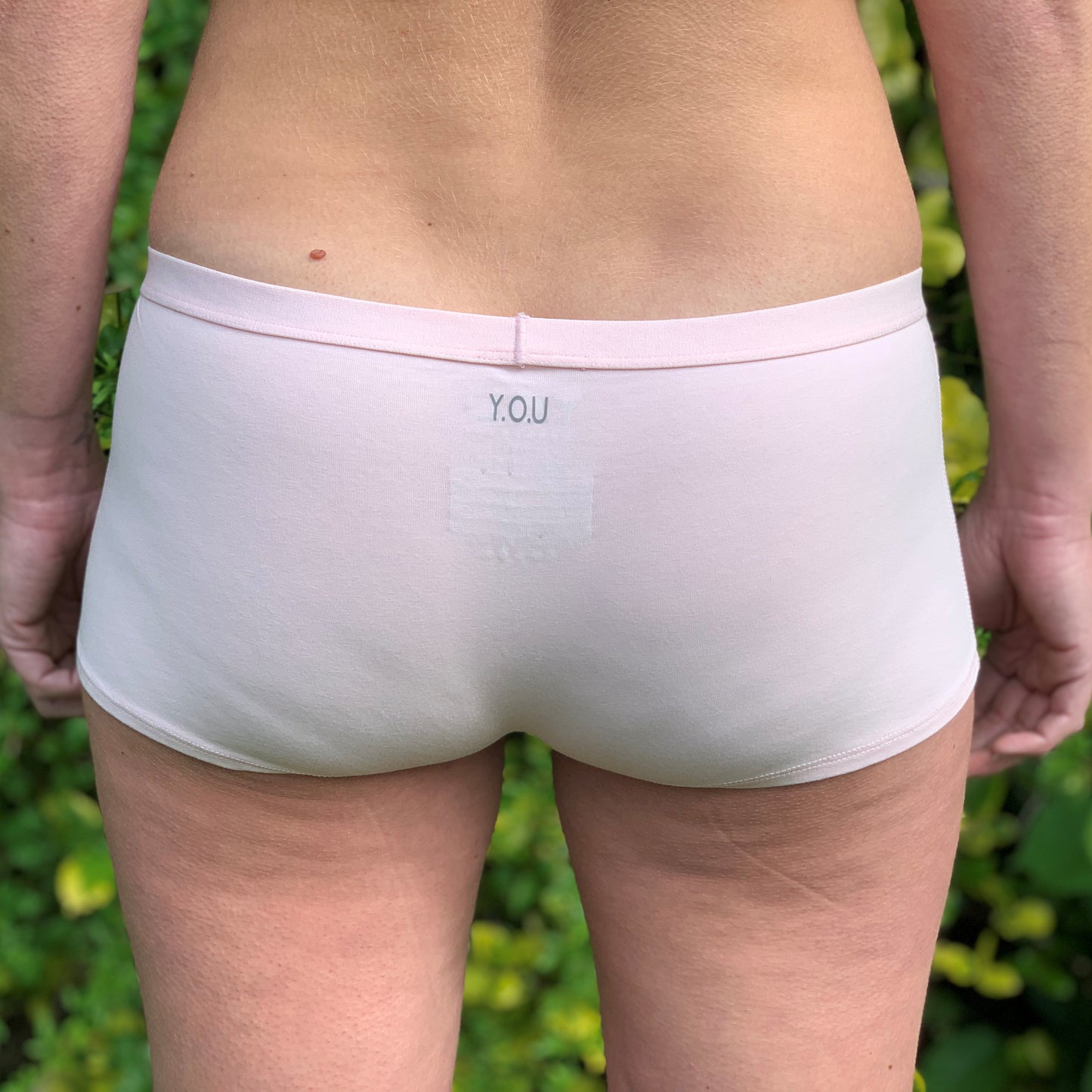 Women's organic cotton boy shorts in light pink