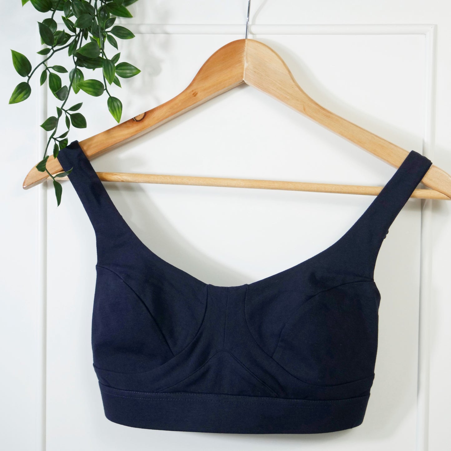 Women's organic cotton bra in navy blue - more supportive style