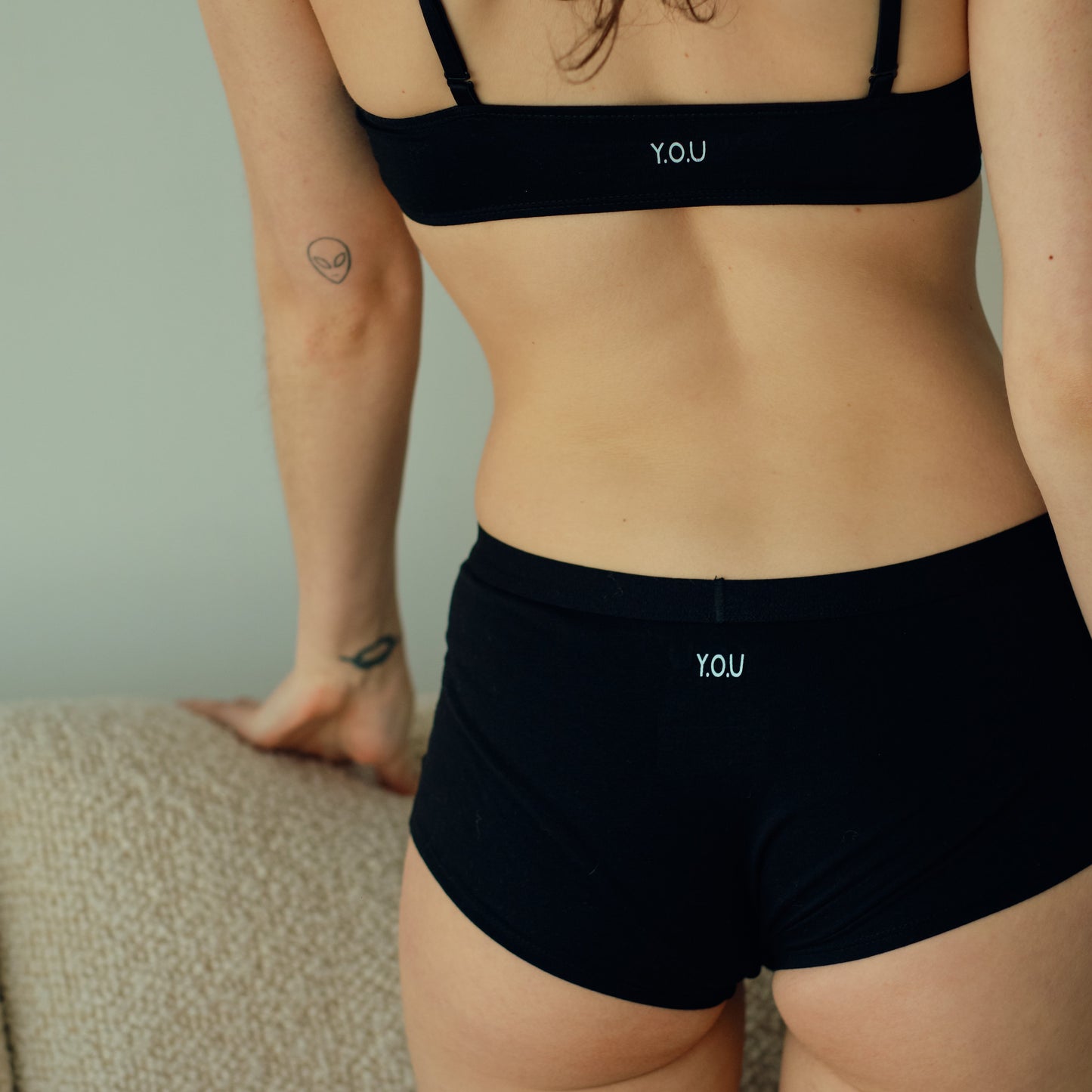 Women's organic cotton boy shorts in black