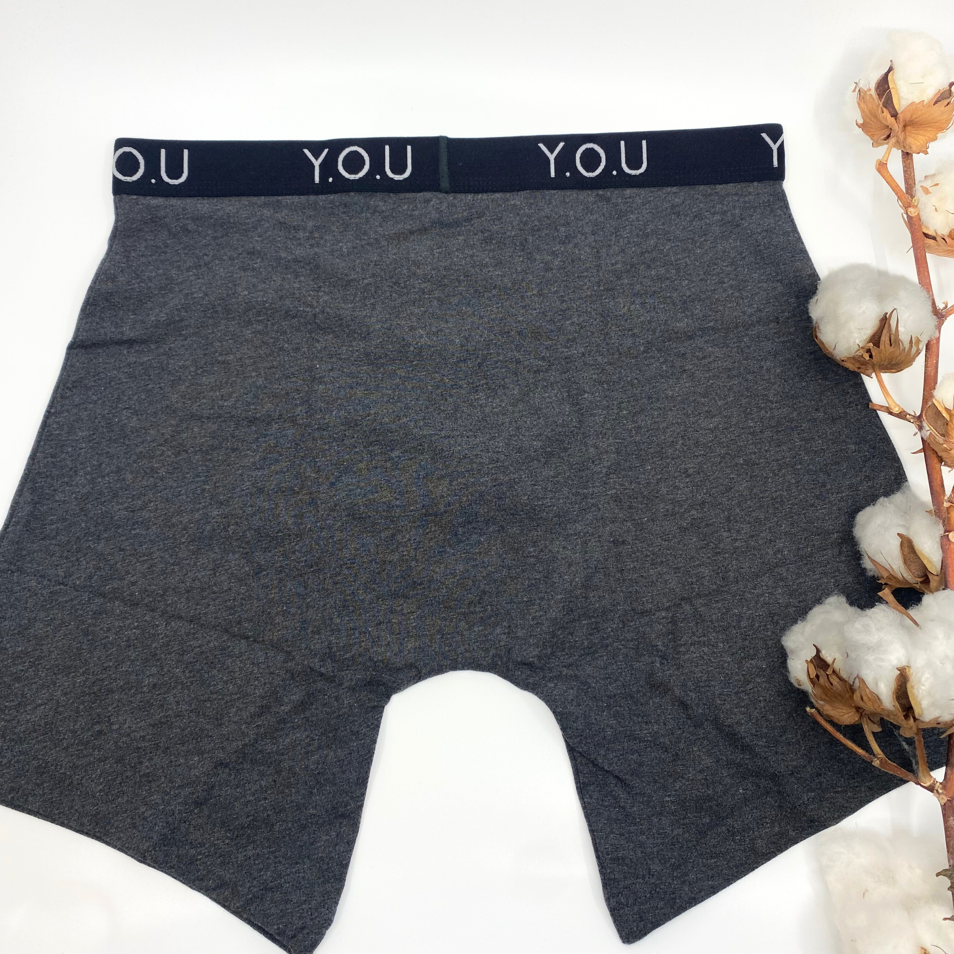 Men's organic cotton longer-leg trunks in dark grey (charcoal grey)