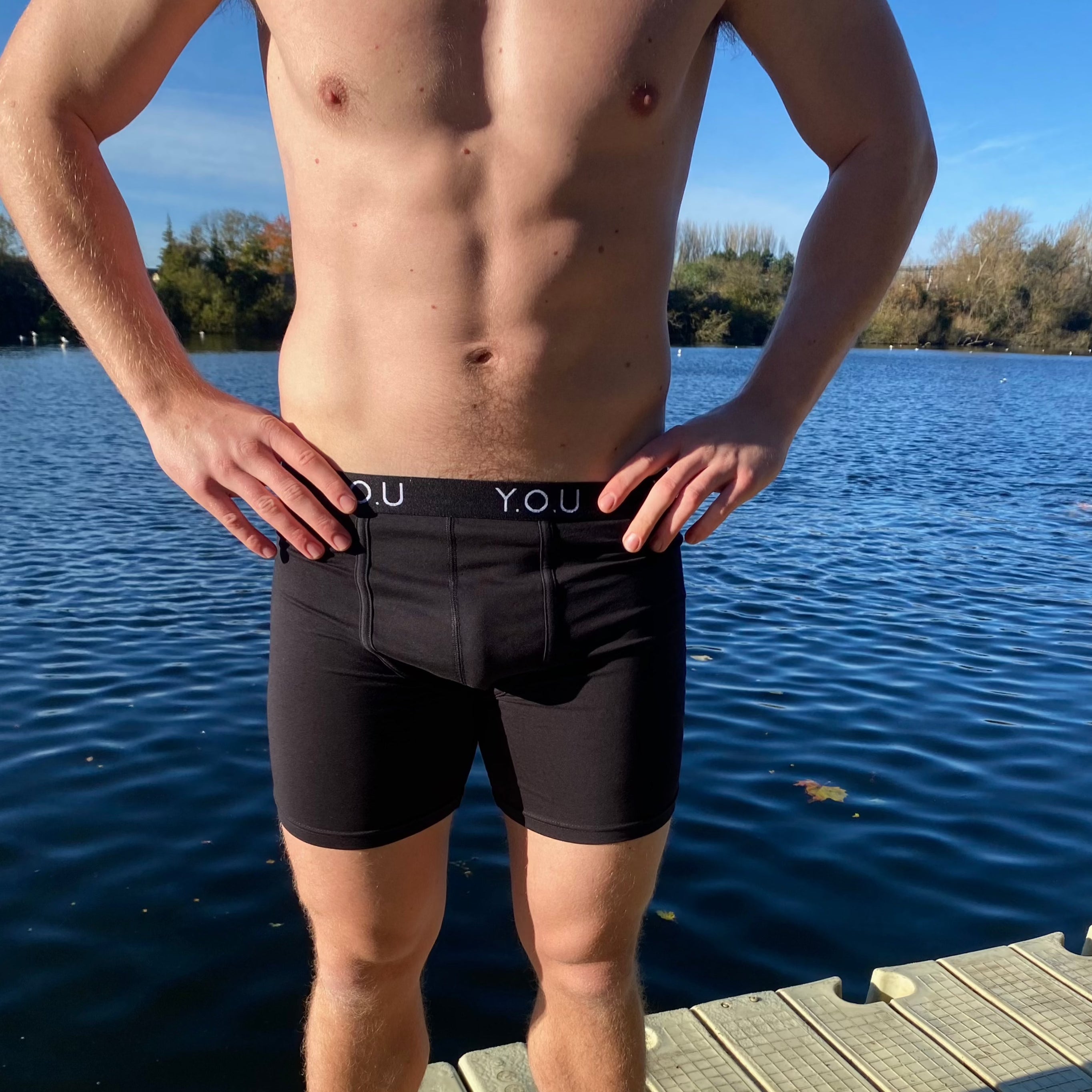 Men's organic cotton longer-leg trunks in black