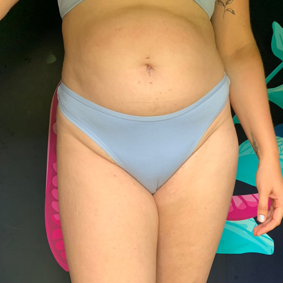 Women's organic cotton thong in light blue