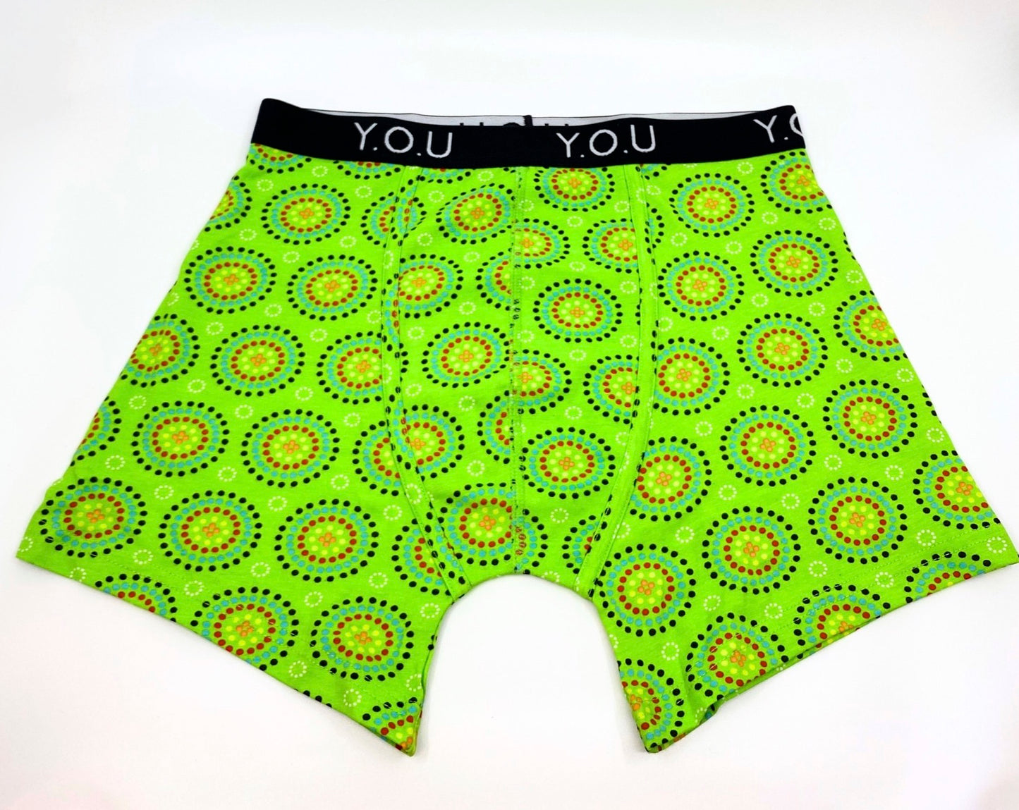 Men’s organic cotton mid-length trunks in Green Mara