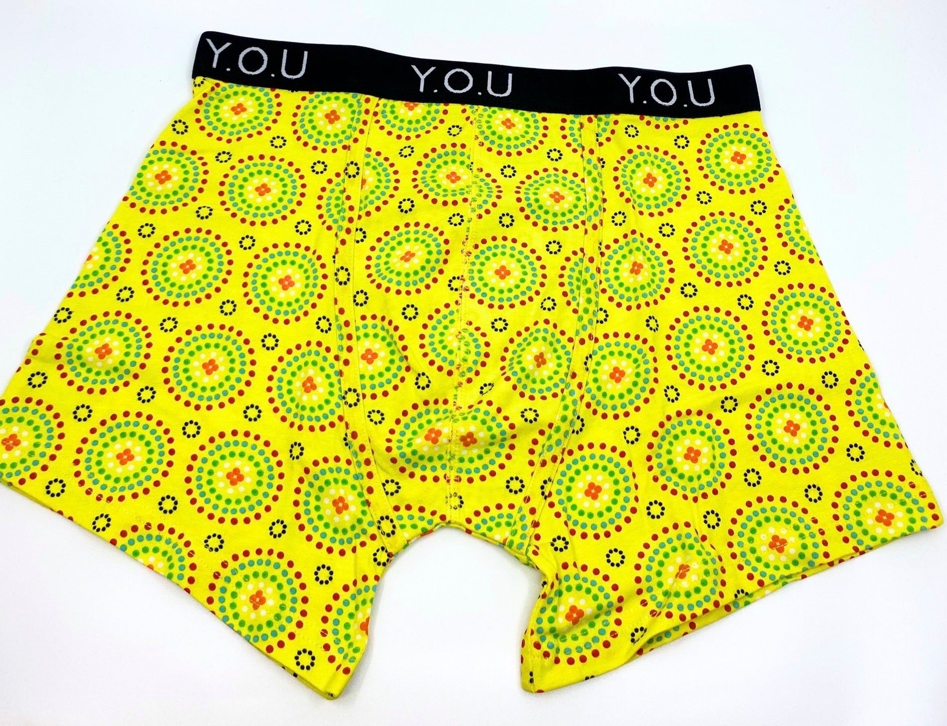 Men’s organic cotton mid-length trunks in Yellow Mara