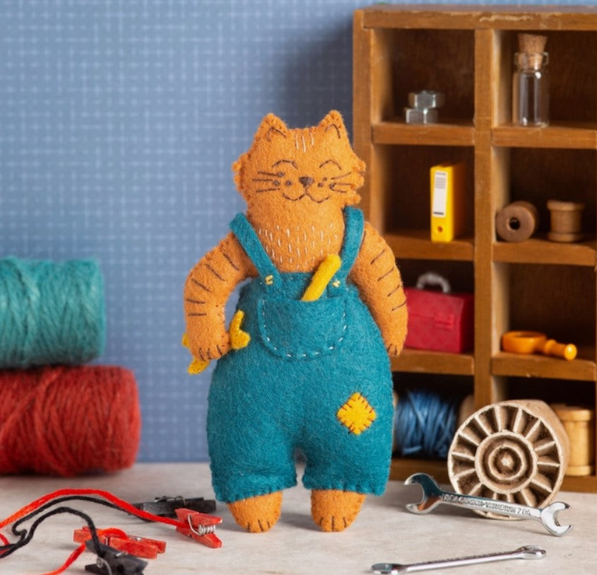 Mr Cat Mechanic Felt Craft Mini Kit - Corinne Lapierre