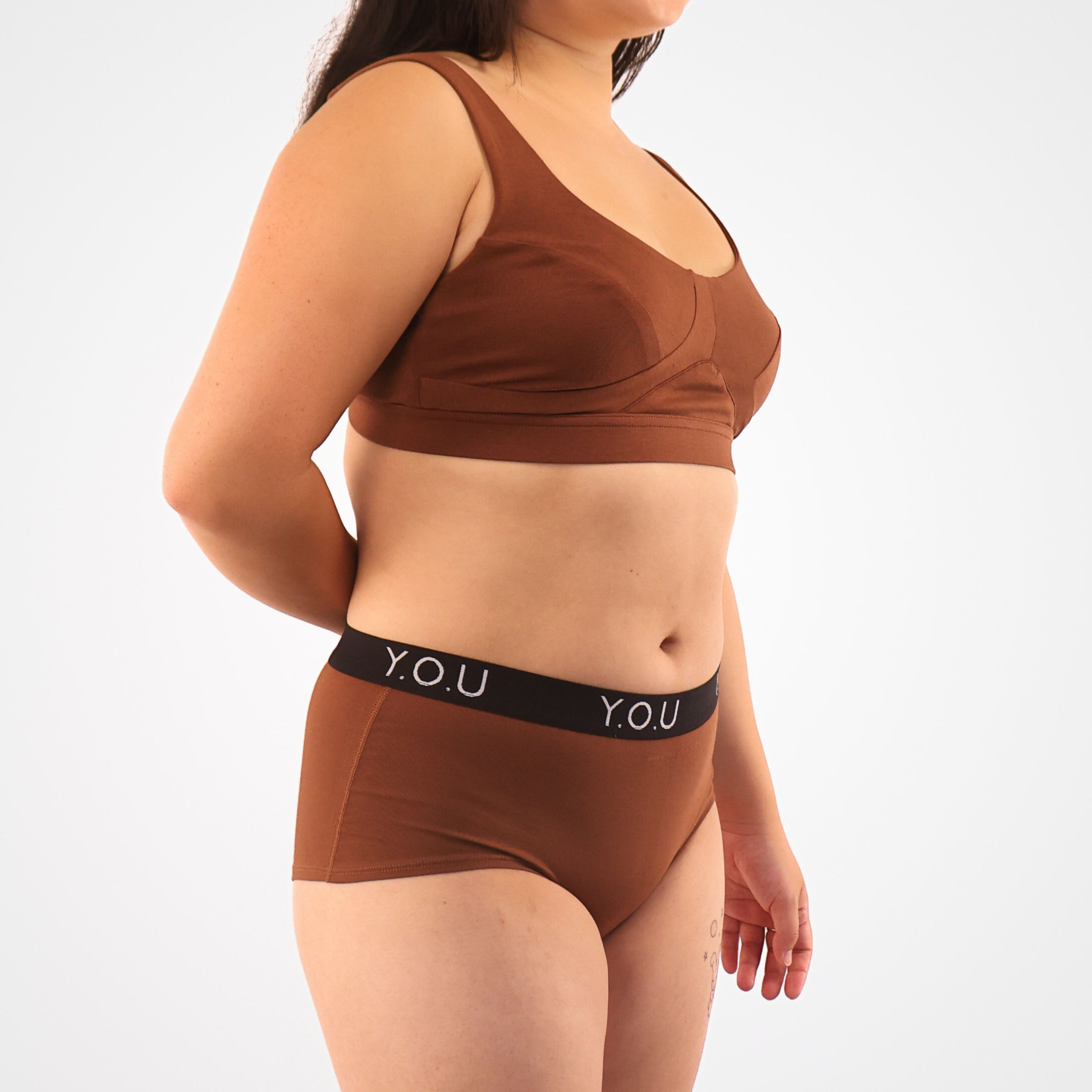 Women’s organic cotton boy shorts with Y.O.U elastic in chestnut (mid nude)