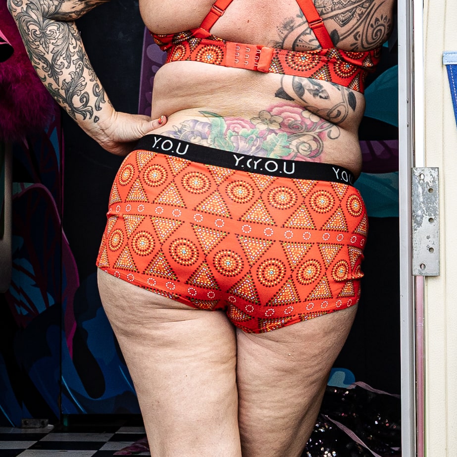 model wearing organic cotton YOU boyshorts red mara print - You Underwear