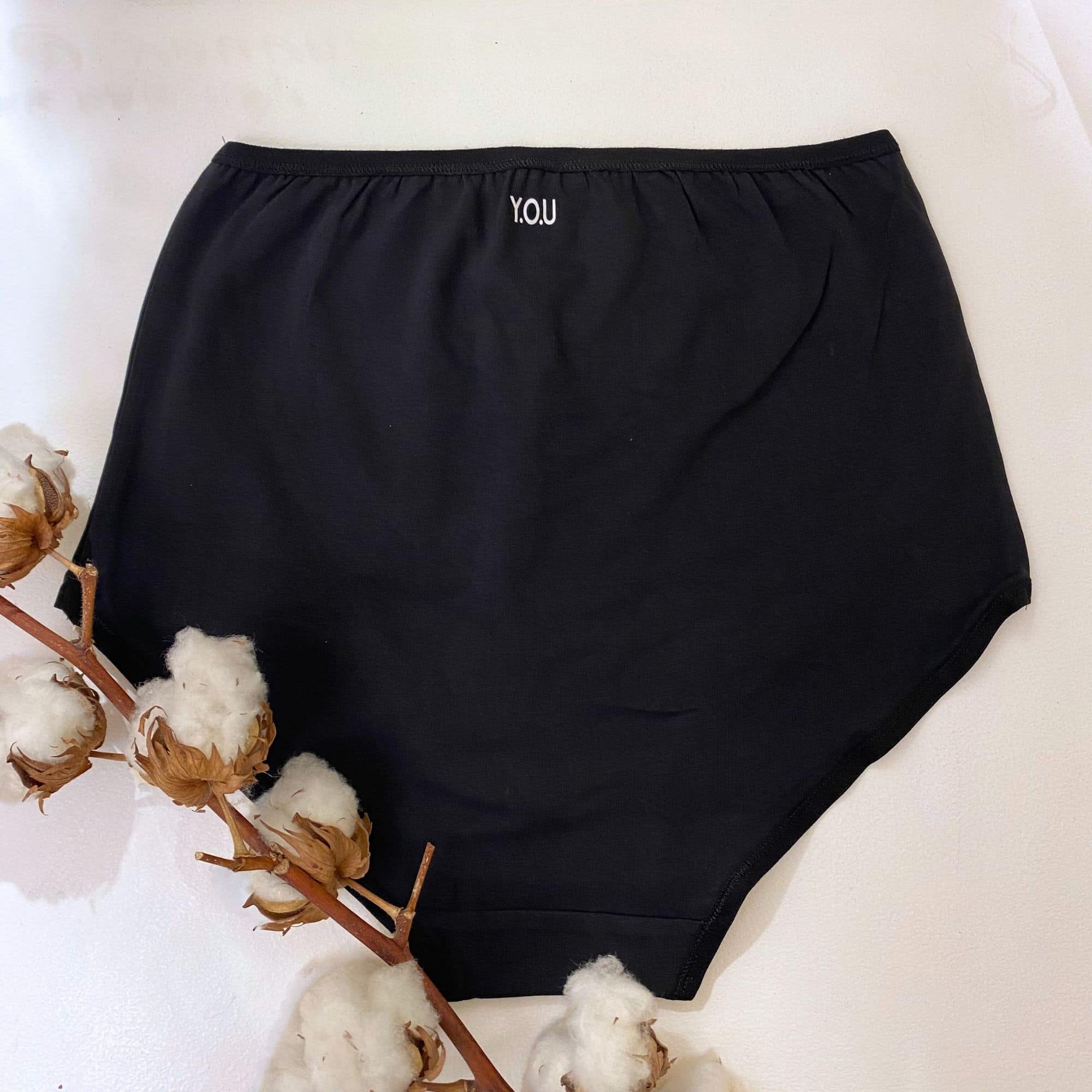 Organic cotton high-waisted knickers in black -Y.O.U Underwear