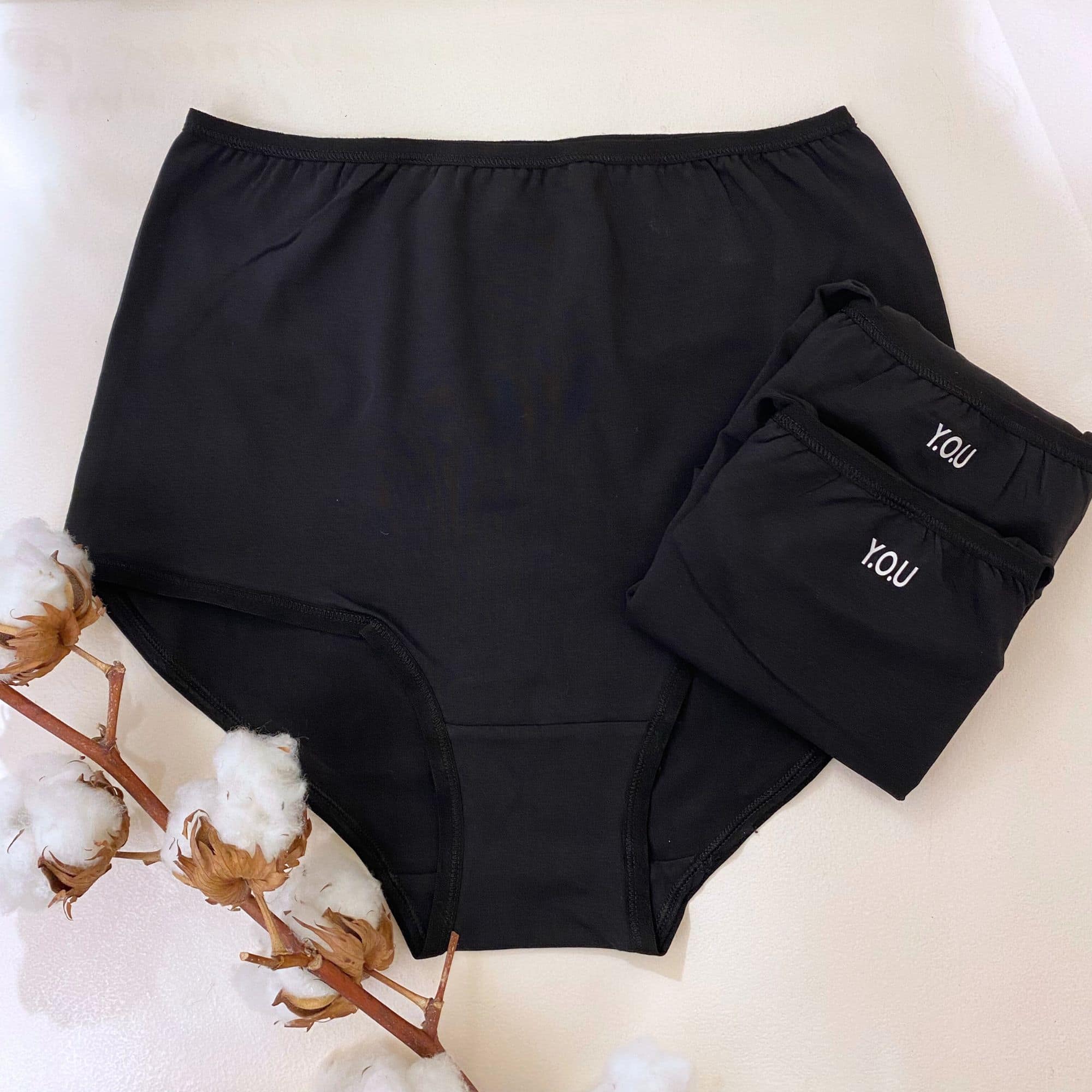 A 3 pack of organic cotton high-waisted knickers in black -Y.O.U Underwear