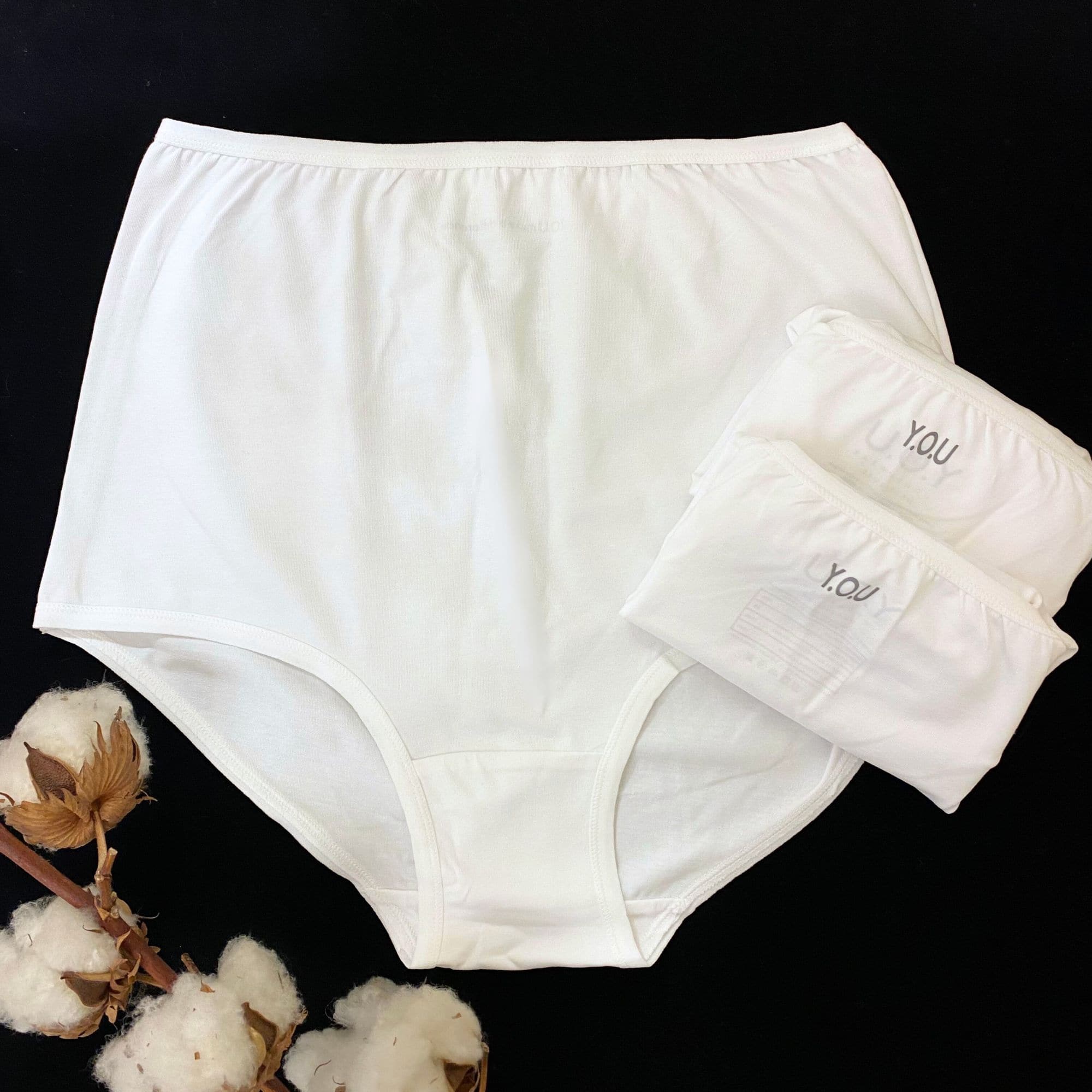 A 3 pack of organic cotton high-waisted knickers in white -Y.O.U Underwear