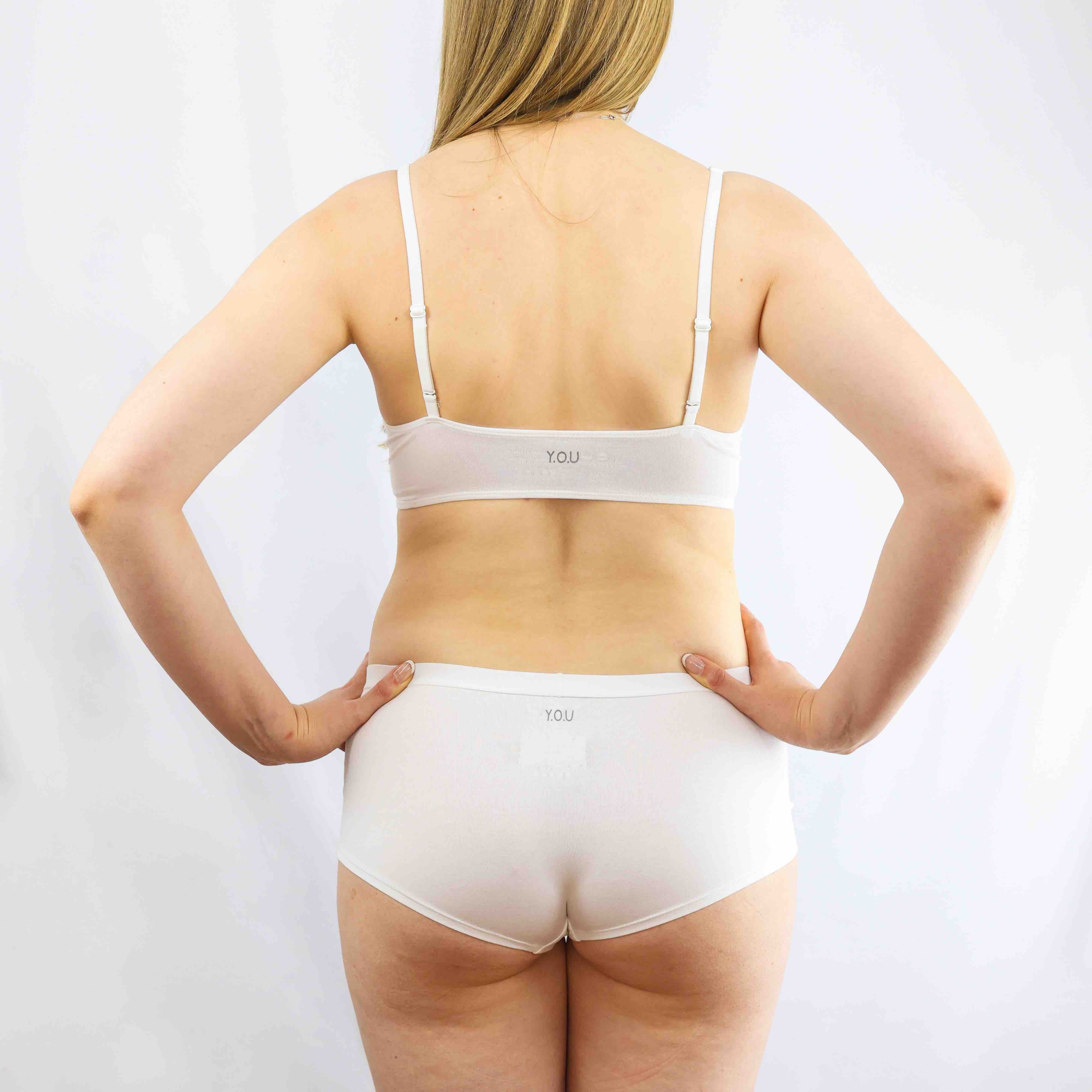 Women's organic cotton matching bralette and boy shorts set - white