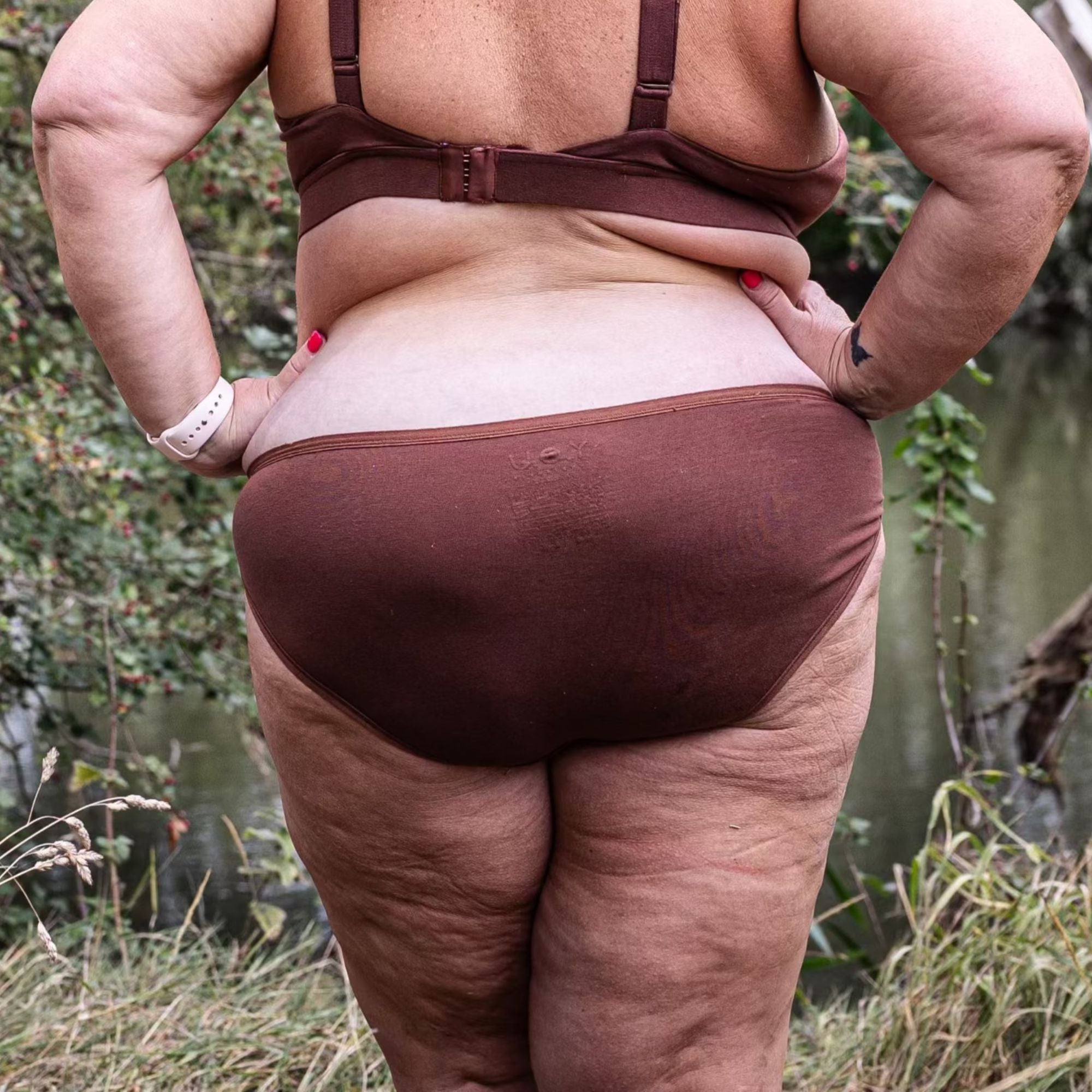 model wearing organic cotton low rise bikini chestnut - You Underwear