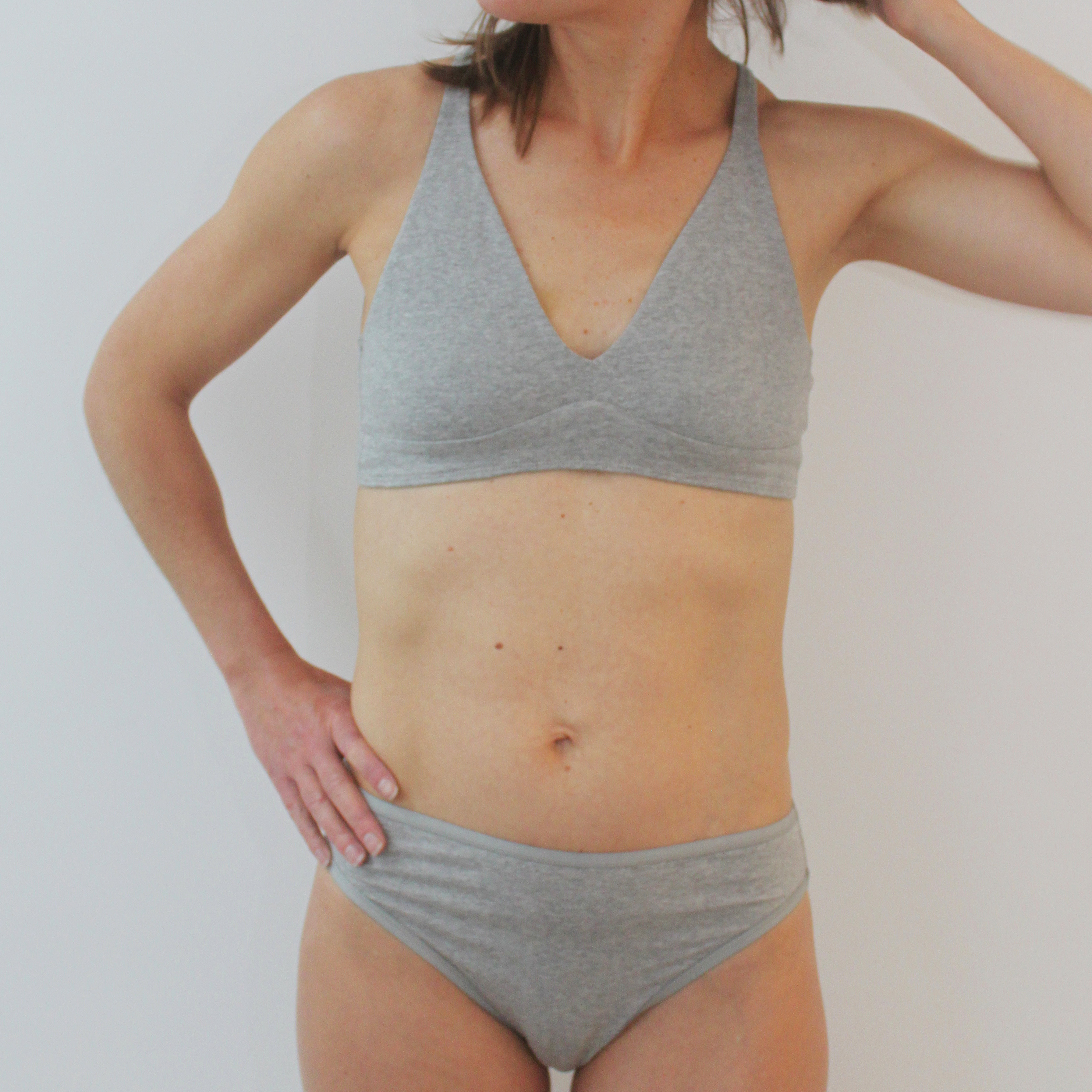 Women's organic cotton matching bralette and mid-rise bikini set - Light Grey