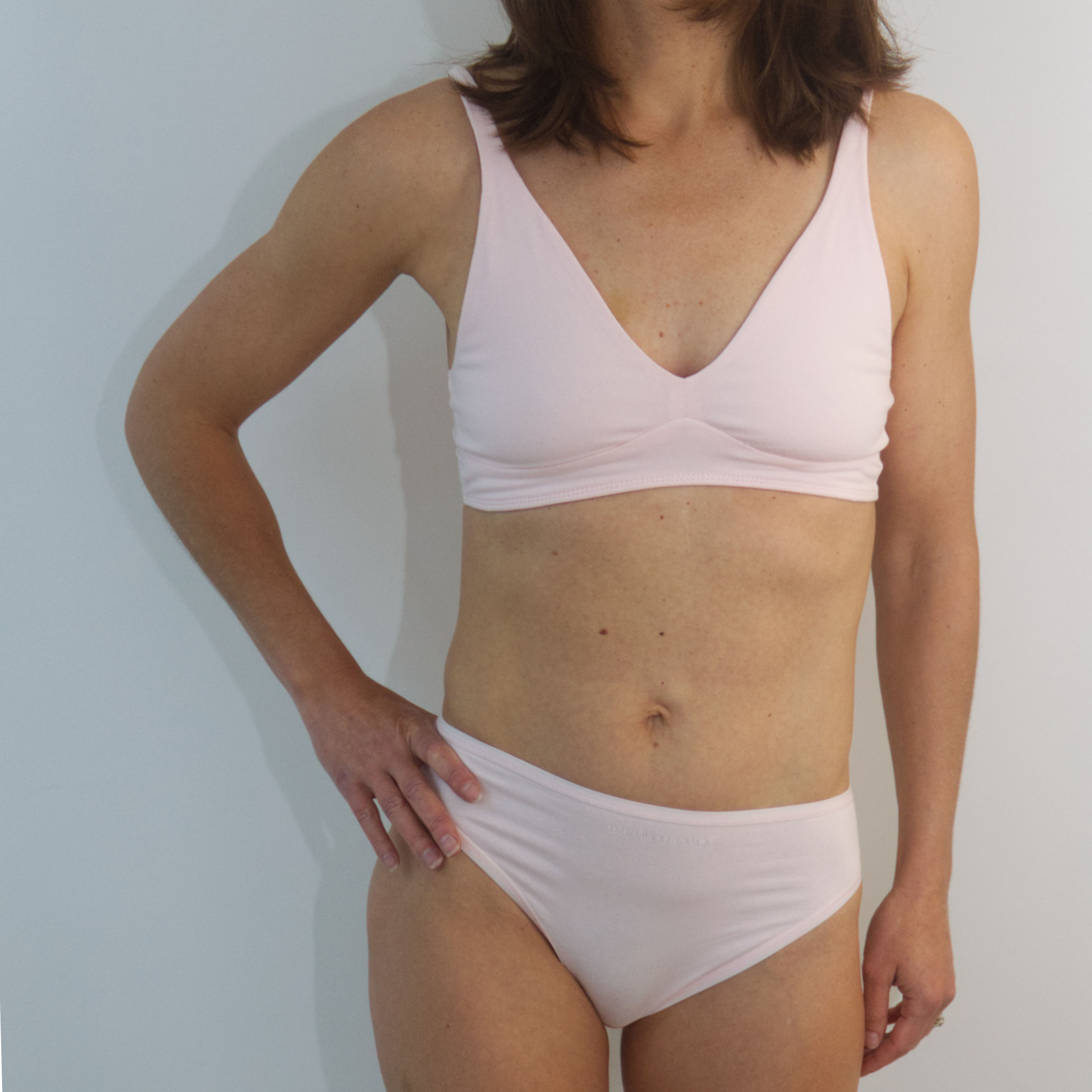 Women's organic cotton matching bralette and mid-rise bikini set - Light Pink