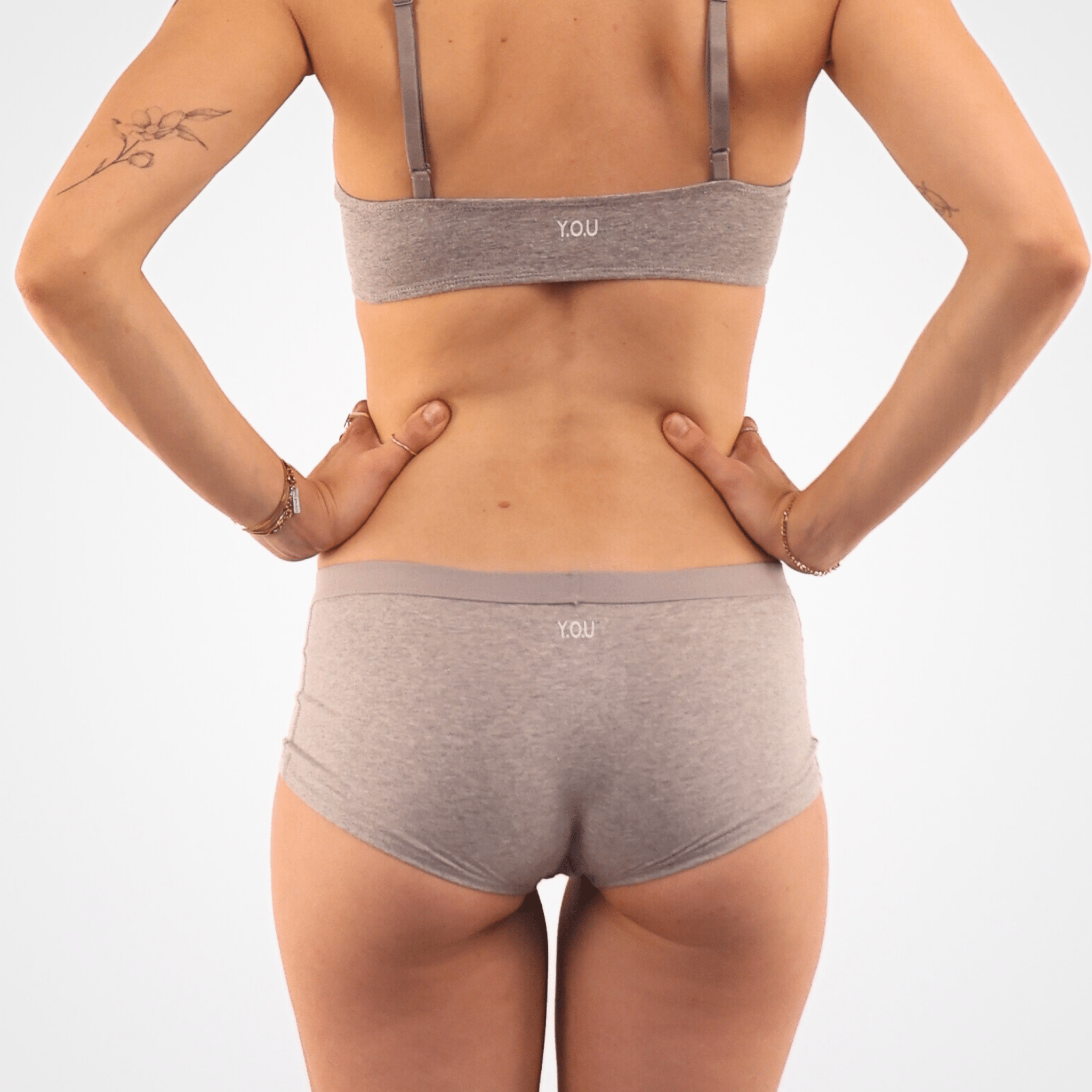 Women’s organic cotton boy shorts in light grey (heather grey) - Y.O.U underwear