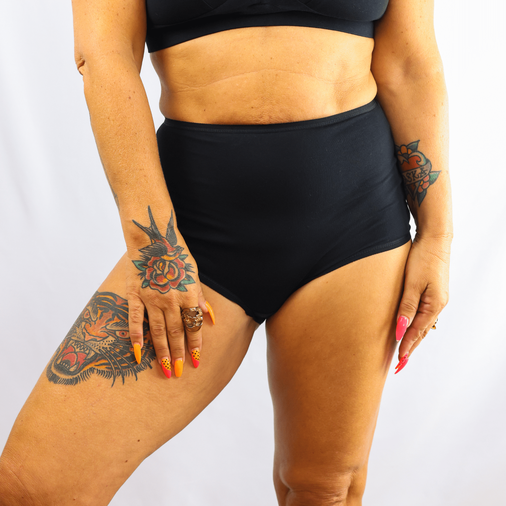Women's organic cotton high rise full briefs in black - Y.O.U underwear