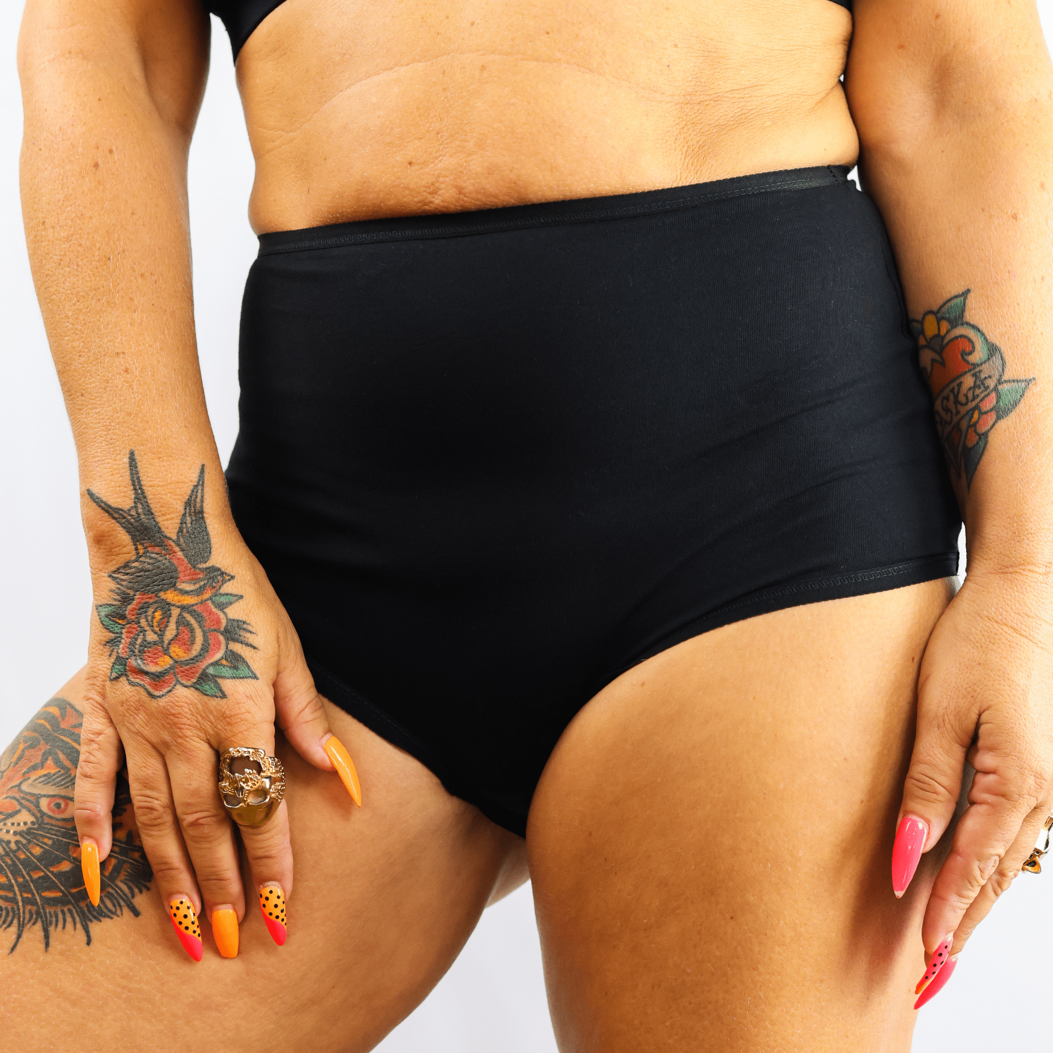 Women's organic cotton high rise full briefs in black - Y.O.U underwear