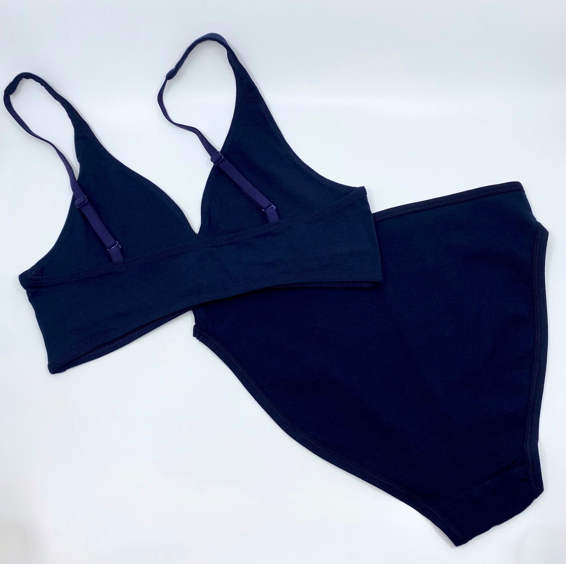 Women's organic cotton matching bralette and mid - rise bikini set - Navy blue - Y.O.U underwear
