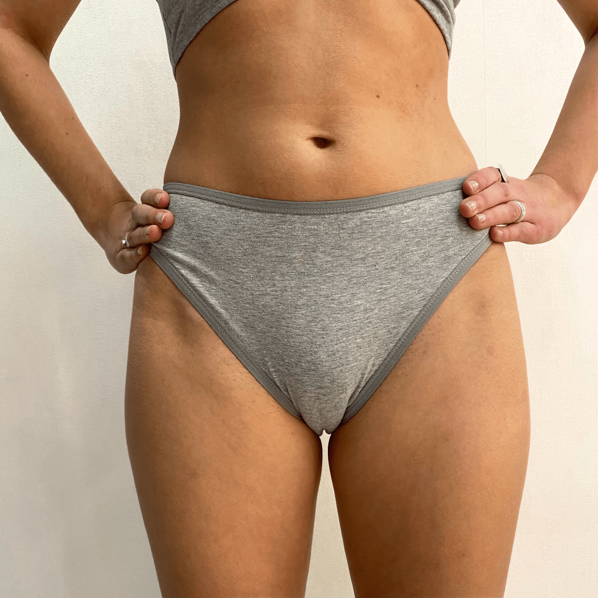 Women's organic cotton mid - rise bikini bottoms in light grey - Y.O.U underwear