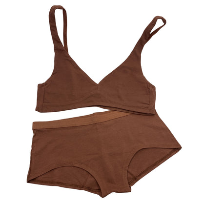 ChestnutBralette and plain BoyShortsSet - white background