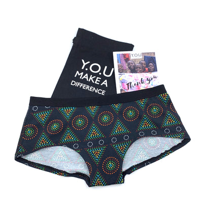 Women's organic cotton boy shorts - Black Mara design