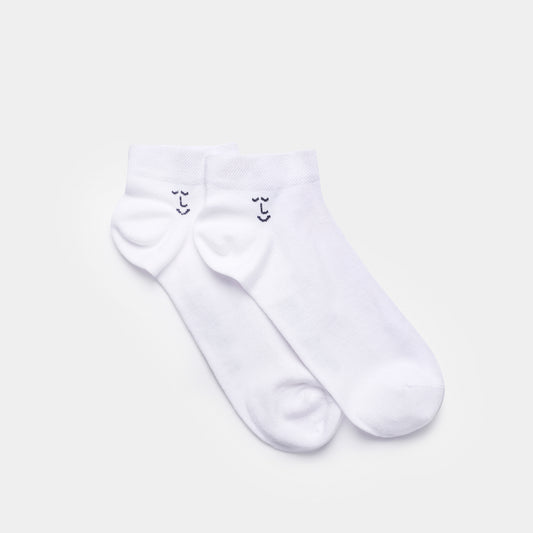 'It's Cool to Care' Leiho Bamboo Trainer Socks - White