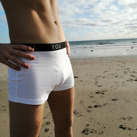 Men's organic cotton trunks in white - side view