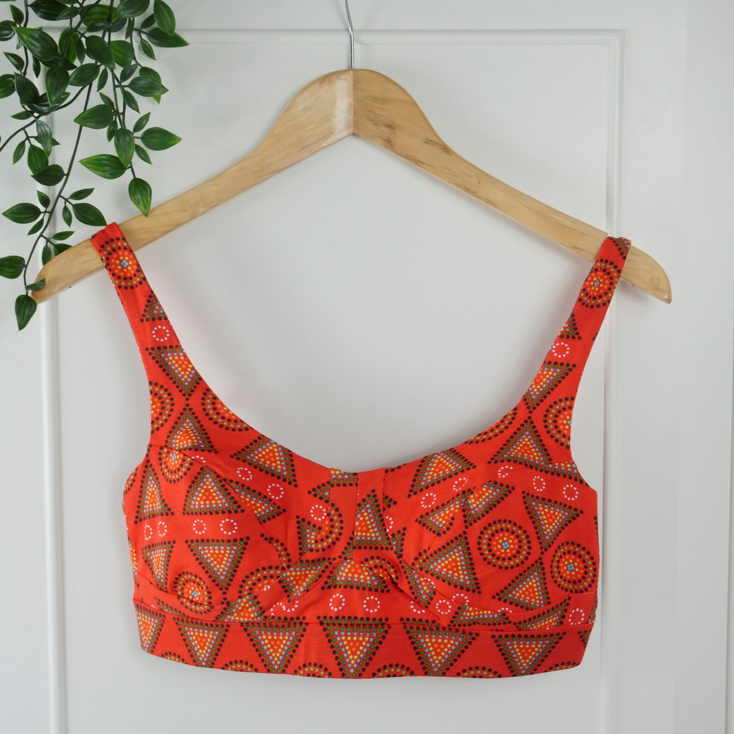 Women's organic cotton bra in red Mara print - more supportive style