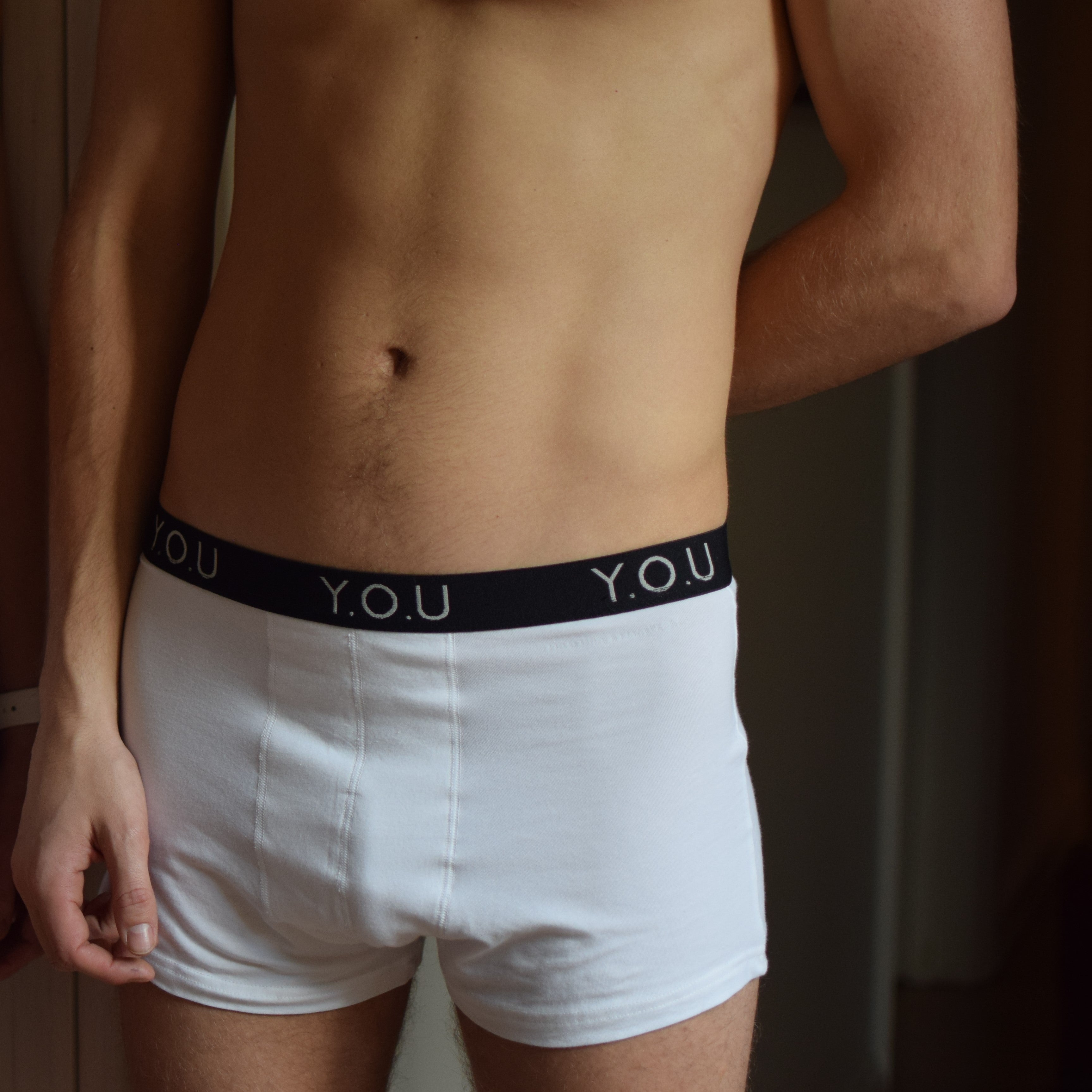 Men’s organic cotton hipster trunks in white – Y.O.U underwear