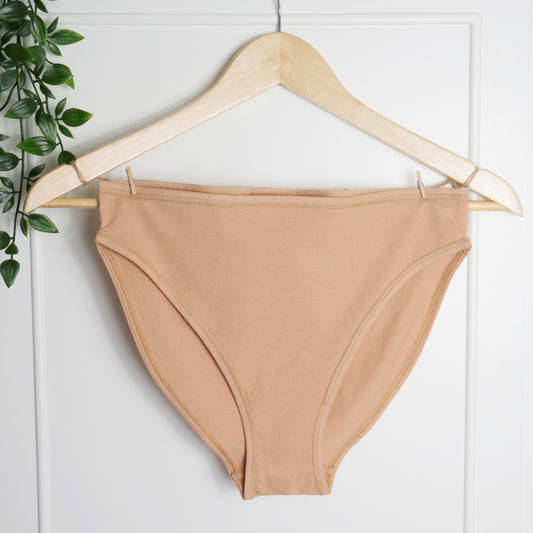 Women's organic cotton mid-rise bikini bottoms in almond